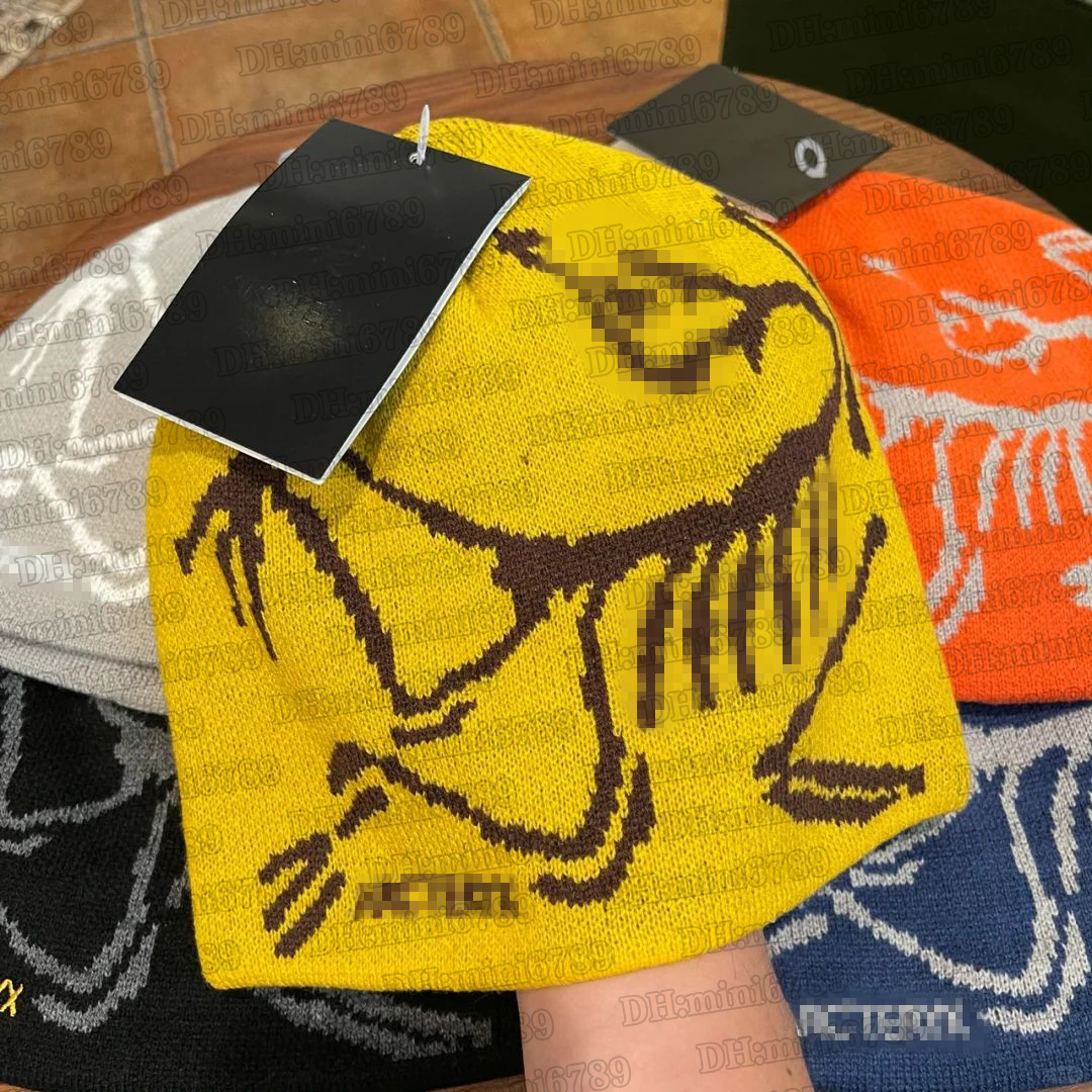 Designer Beanie Lux… - image