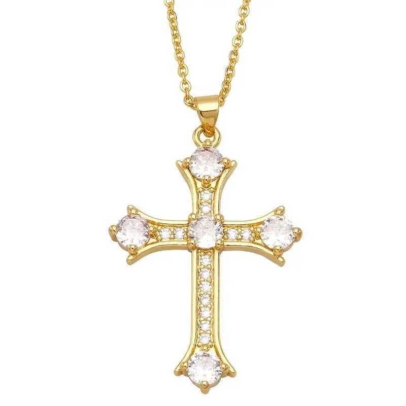 Huitan Hip Hop Cross Pendant Necklace with Crystal Cubic Zirconia Silver Color/Gold Color Neck Accessories for Women Hot Jewelry C251231