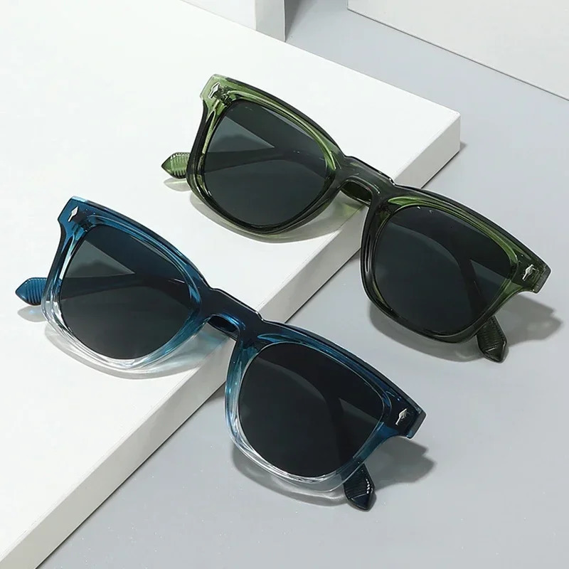 JNPCXI Retro Rivets Square Sunglasse Fashion Gradient Shades UV400 Men Green Black Sun Glasses 251230