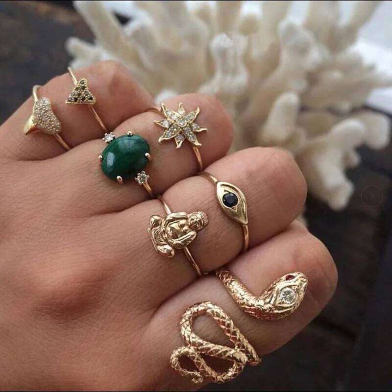 Fashion Geometric Knuckle Rings set For Women Crystal Gold color Finger Ring Boho Ladies wedding Jewelry Gift XJ251231