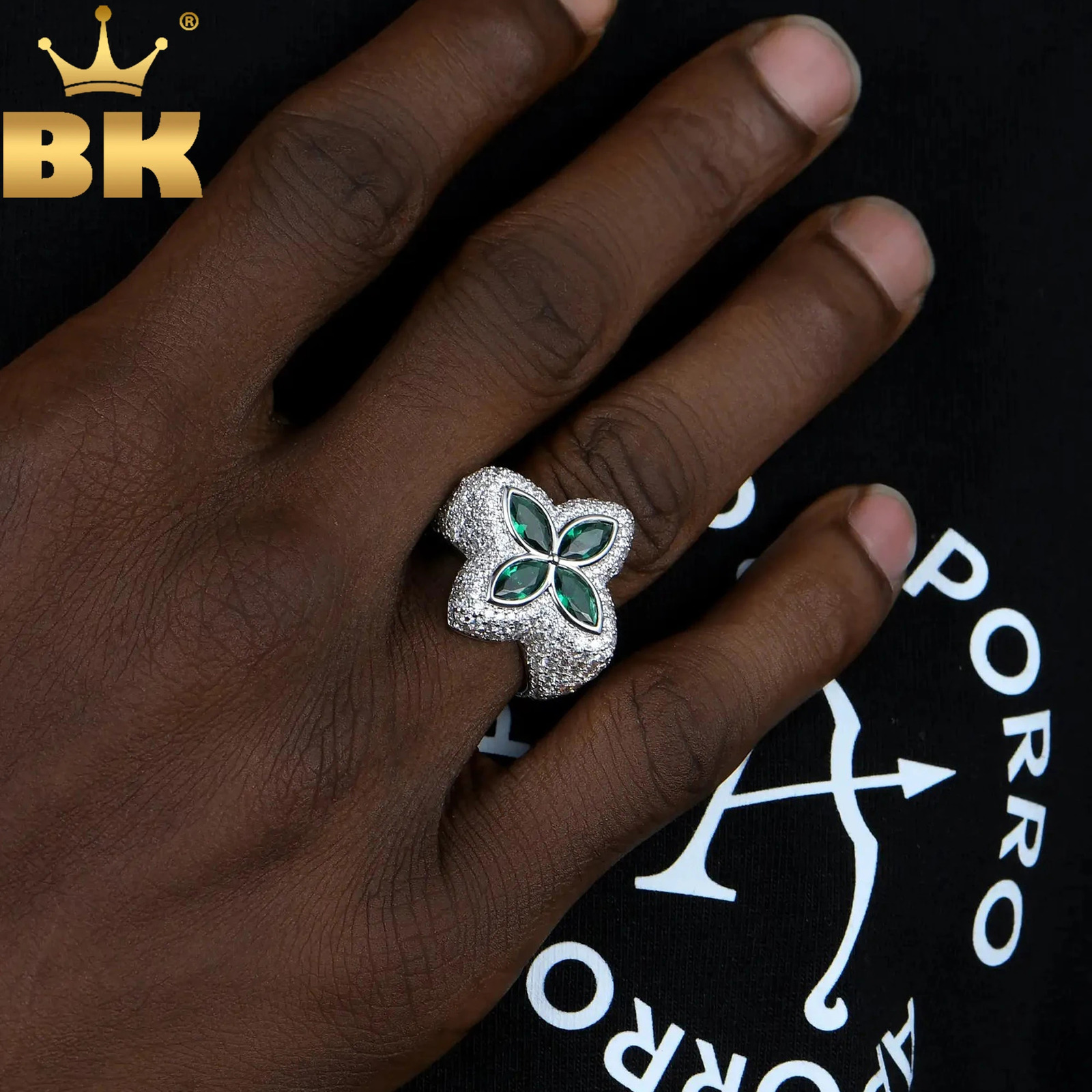 THE BLING KING Clover Flower Rings Micro Paved Out Green Cubic Zirconia Punk Ring Hiphop Jewelry For Men Women Party Gift 251230