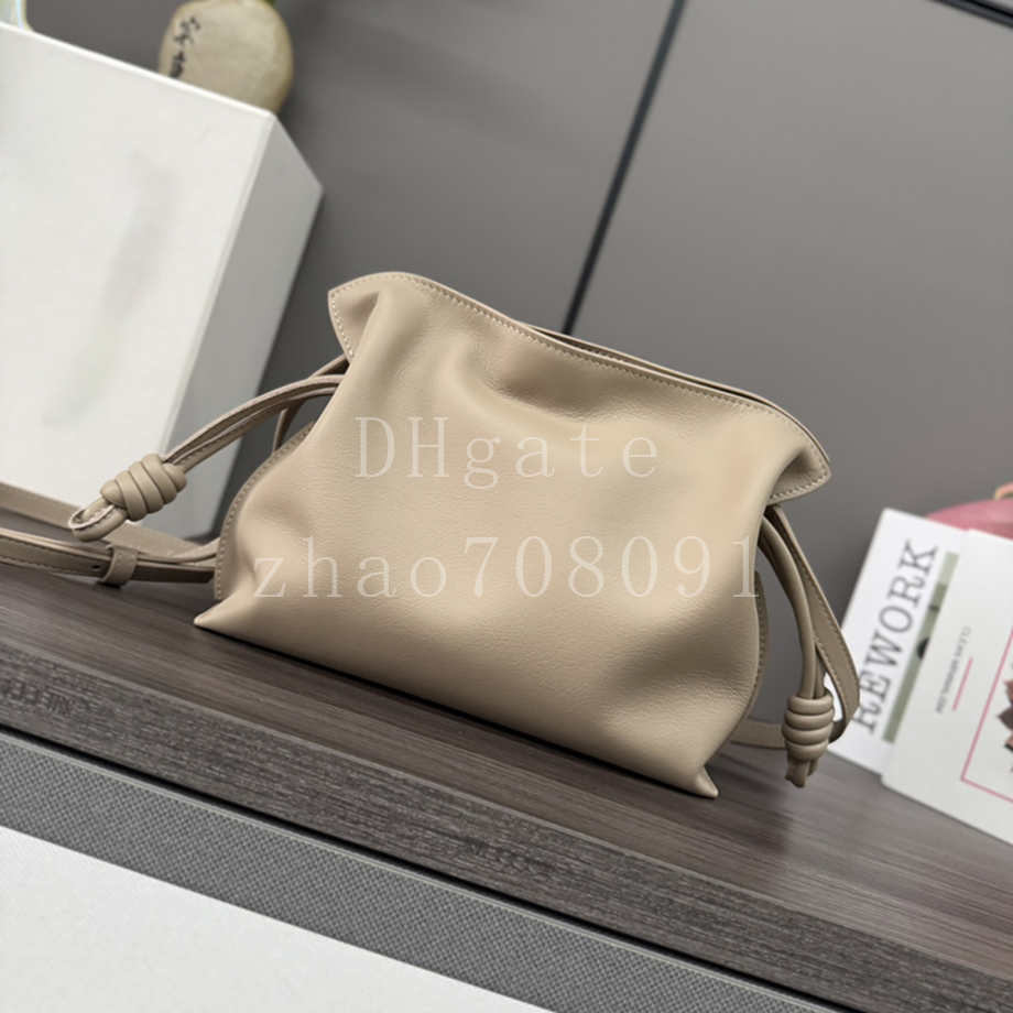 Nappa calfskin Shoulder bag Designer bag Mini 23.9cm Luxury Flamenco Clutch Bag Diamond quality Crossbody bag With box LE002