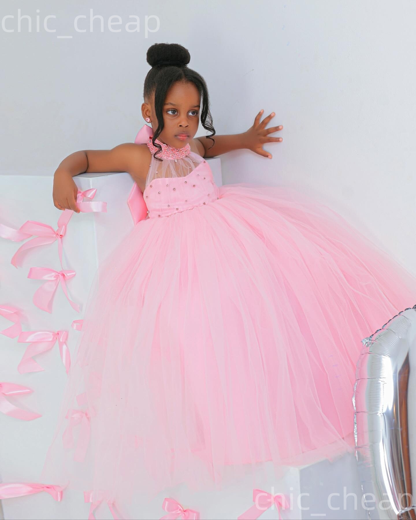 2026 Pink Ball Gown Flower Girl Dresses Pearls Crystals Bow Tulle Little Girl Christmas Peageant Birthday Christening Tutu Dress Gowns ZJ423