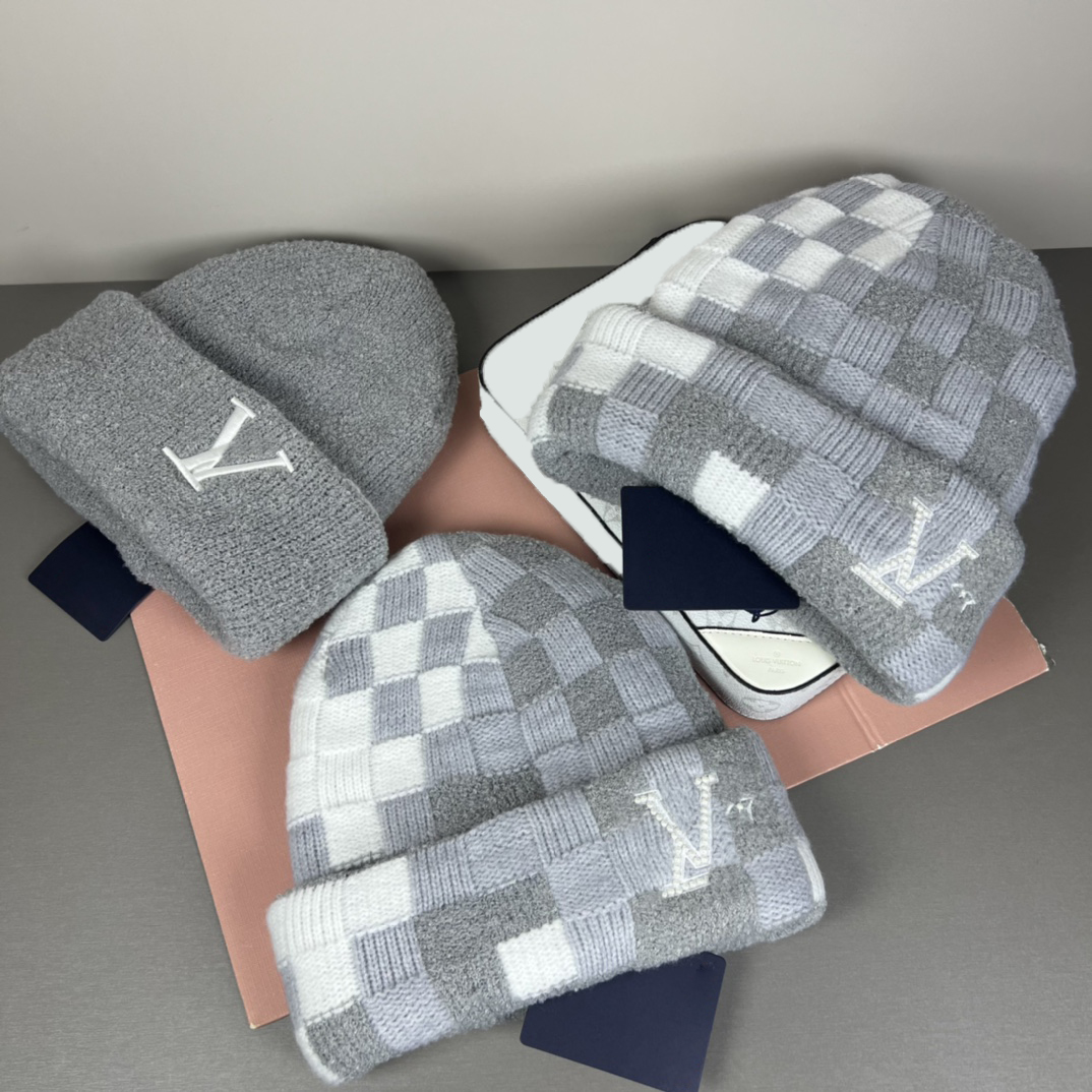 Mens Designer Beanies Winter Autumn Wool Bonnet Luxury Warm Fitted Double Letters Soft Cashmere Street Fashion Womens Beanie Hats beautiful