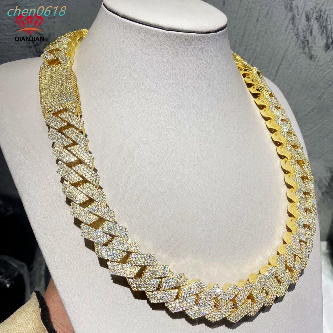 Moissanite pendant necklace Custom Mens Hip Hop Iced Out Diamond 925 Silver Necklace Bussdown Moissanite Cuban Link Chain