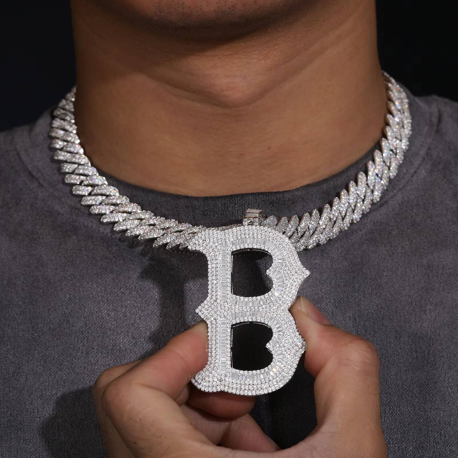 Big Size 26 Letters Diamond Pendant Mens Hip Hop Jewelry 925 Sterling Silver VVS Baguette Moissanite Iced Out Initial Pendant