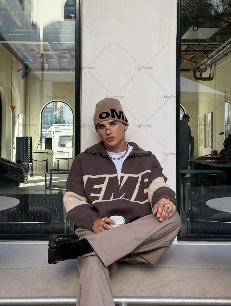 Street Fashion Fashion Oversized Sweater Women in Winter Warm Letter Splicing Embroidered Cardigan Simple Zipper Cardigan 251224