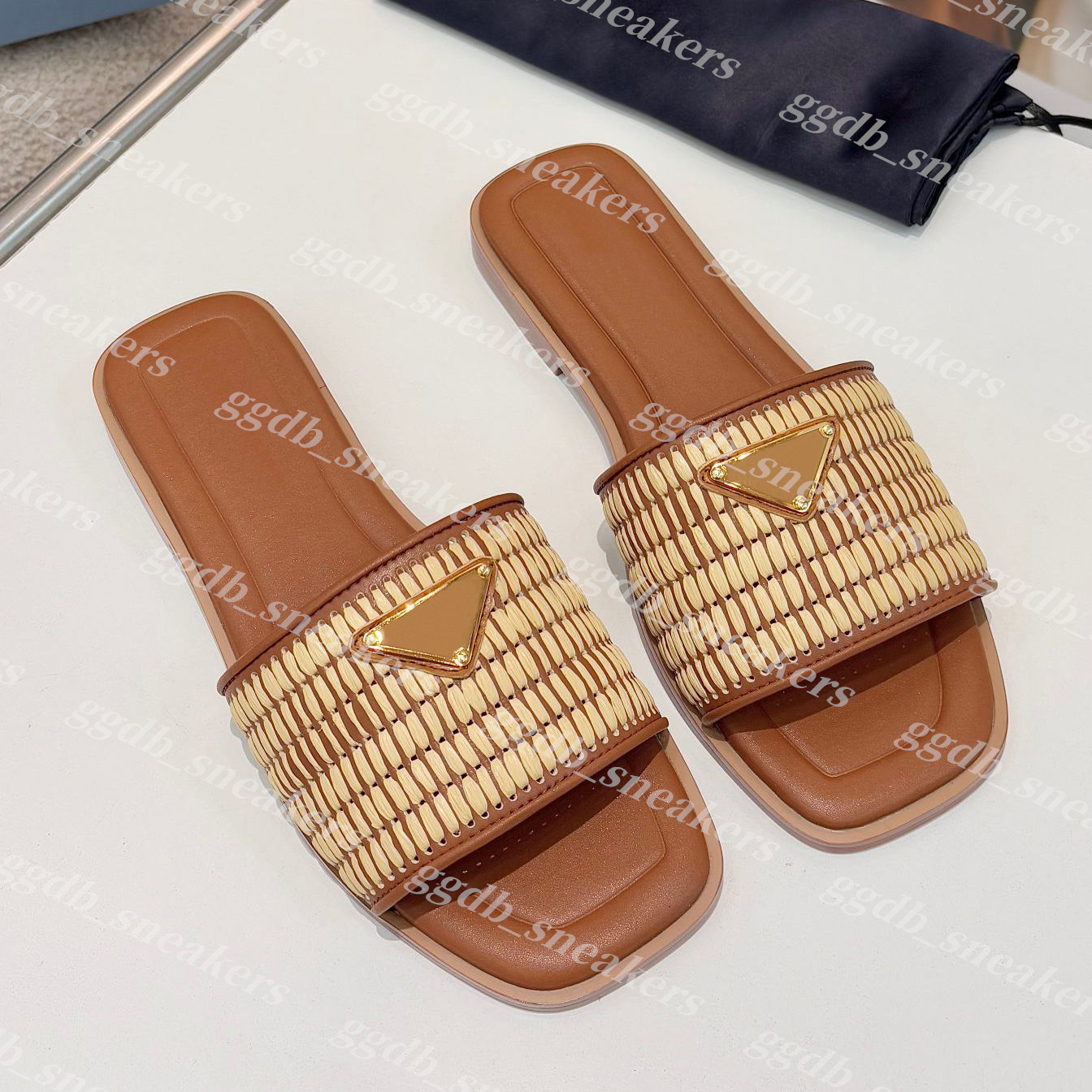 Designer slippers Crochet Sandals Women Slides Slipper Leather Details Ladies Flat Beach Summer Fall Mules Outdoor Waterproof Size 35-42