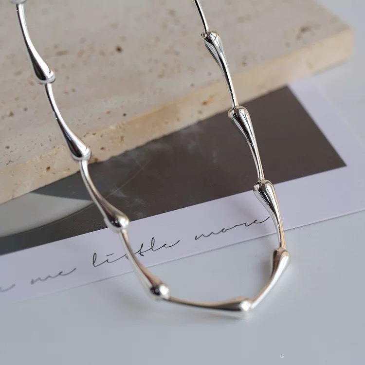 2025 New Women's Fashion Style Designer High End Bamboo Light Luxury Collarbone Chain French Simple And Individual Necklace