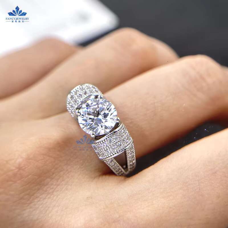 Stylish Round Brilliant Cut Gemstone Solitaire Wedding Ring for Him: Crafted from Premium Grade Moissanite