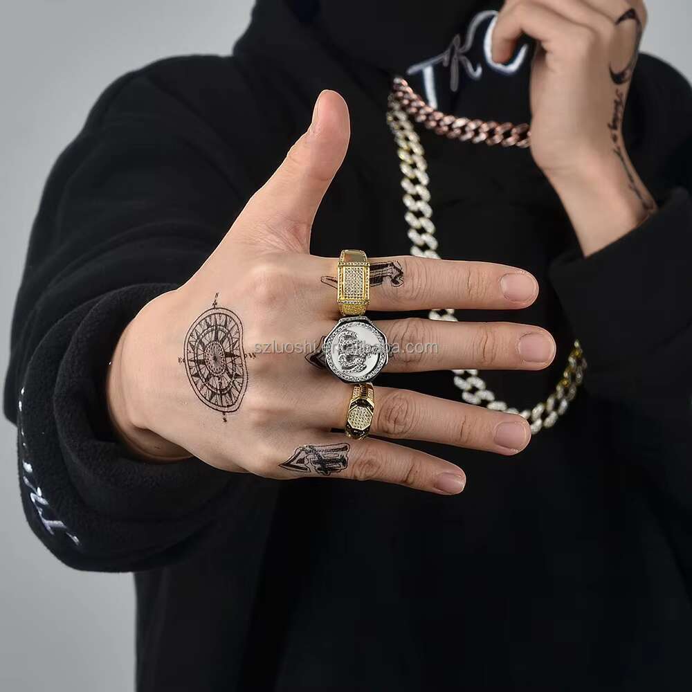 Custom-Made 18K Solid Gold Iced Out Bling Moissanite Diamond Hip Hop Cuban Pinky Champion Ring for Men