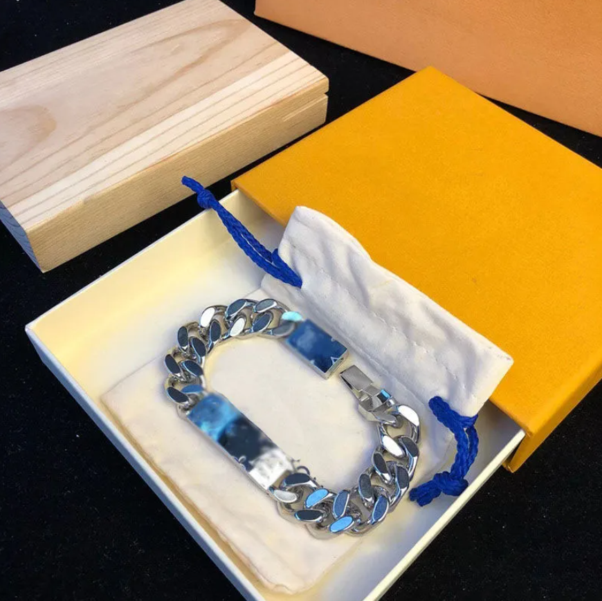 Luxury Bracelet Men Bracelets Unisex Designer Cuban chain Classic Fashion Bracelet for Women Charm Bracelet Elegant Christmas Festival gift