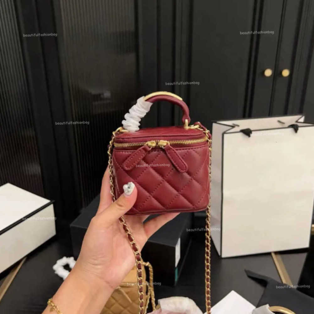 Cosmetic Bags Cases Womens Classic Mini Vanity With Chain Box Trunk Bags Crush Gold Ball Crossbody Shoulder Designer Handbags Tiny Cosmetic Case Nano Coin Purse 11CM