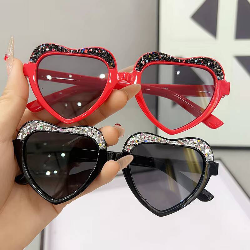 Stylish Kids Glitter Heart-Shaped UV400 Sunglasses for Outdoor, Baby Fashion Photo Cute Toddler Sun Glasses Accessorie ddmyshoesvip Z260305