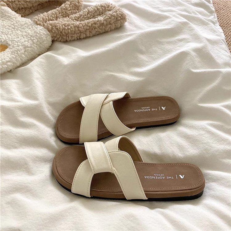 High - end Soft - soled Cross - strapped Slippers for Women New 2025 Summer Style Suitable for Outdoor Wear Women's Beach Sandals for Seaside