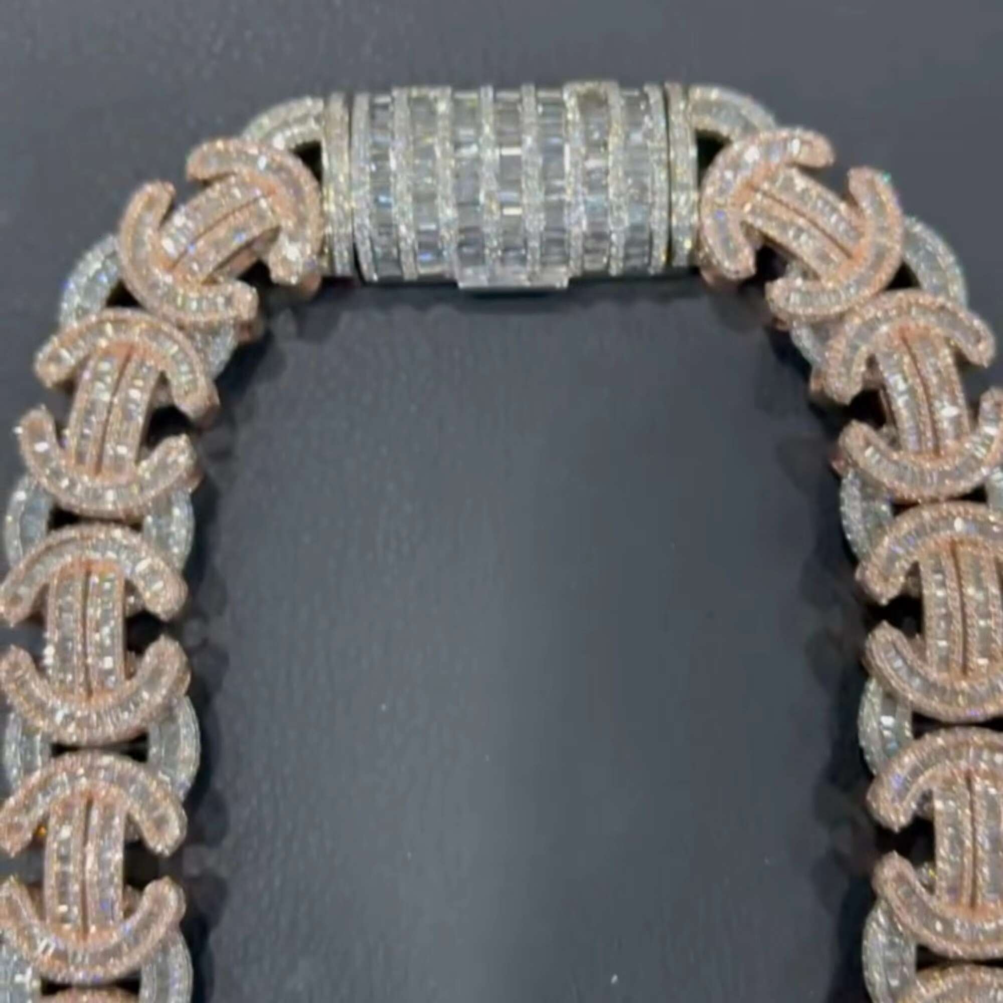 Top Quality Iced Out Cuban Link Chain 20MM VVS Moissanite Diamond Cuban Link Chain Hip Hop Miami Cuban Chain