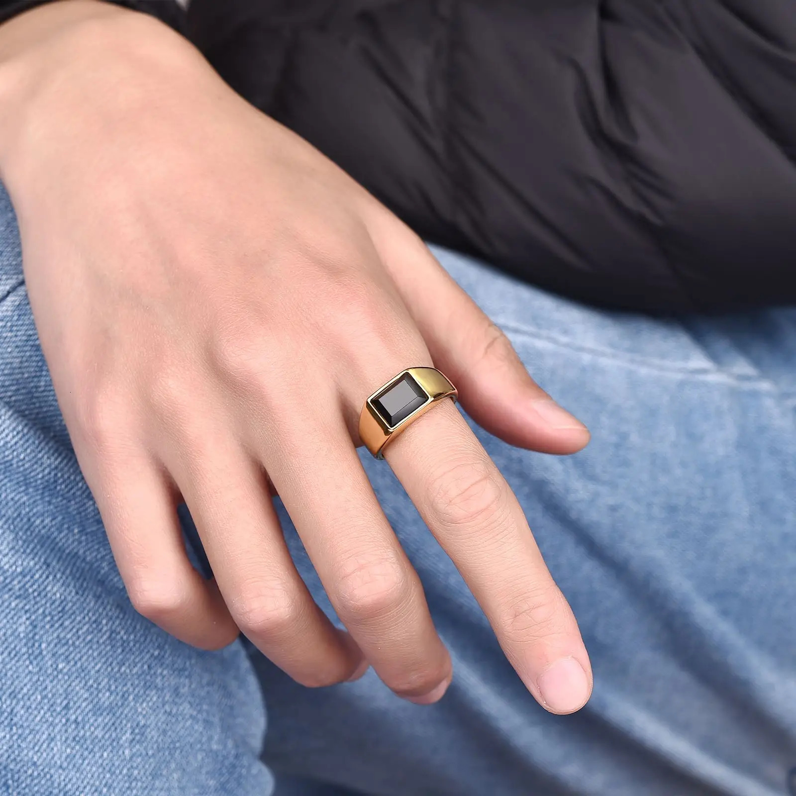 Stylish MenS Square Ring Gold Silvery Color Stainless Steel Black Stone Geometry Rings Male Accessory Party Gift 250701