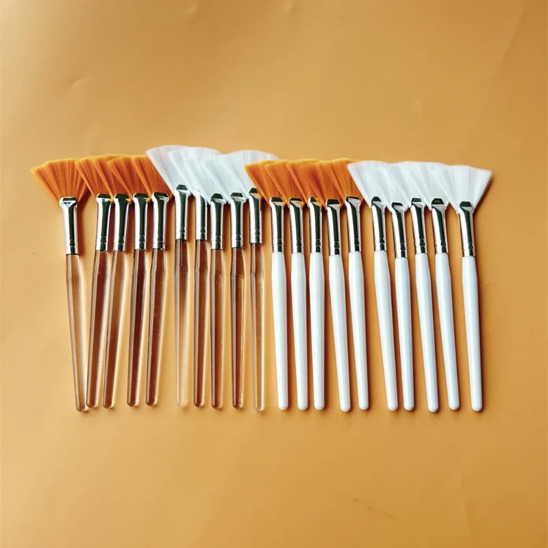 102050pcs Fan Shape Foundation Makeup Brushes Multifunctional Mask Brush Essential Oil Women Beauty Tools 250716