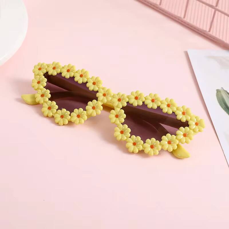 Kids Flower Sunglasses Girls Cat Eye Frame Glasses Children Cute Daisy Shades Outdoor UV Protection Party Eyewear Gafas De Sol ddmyshoesvip Z260305