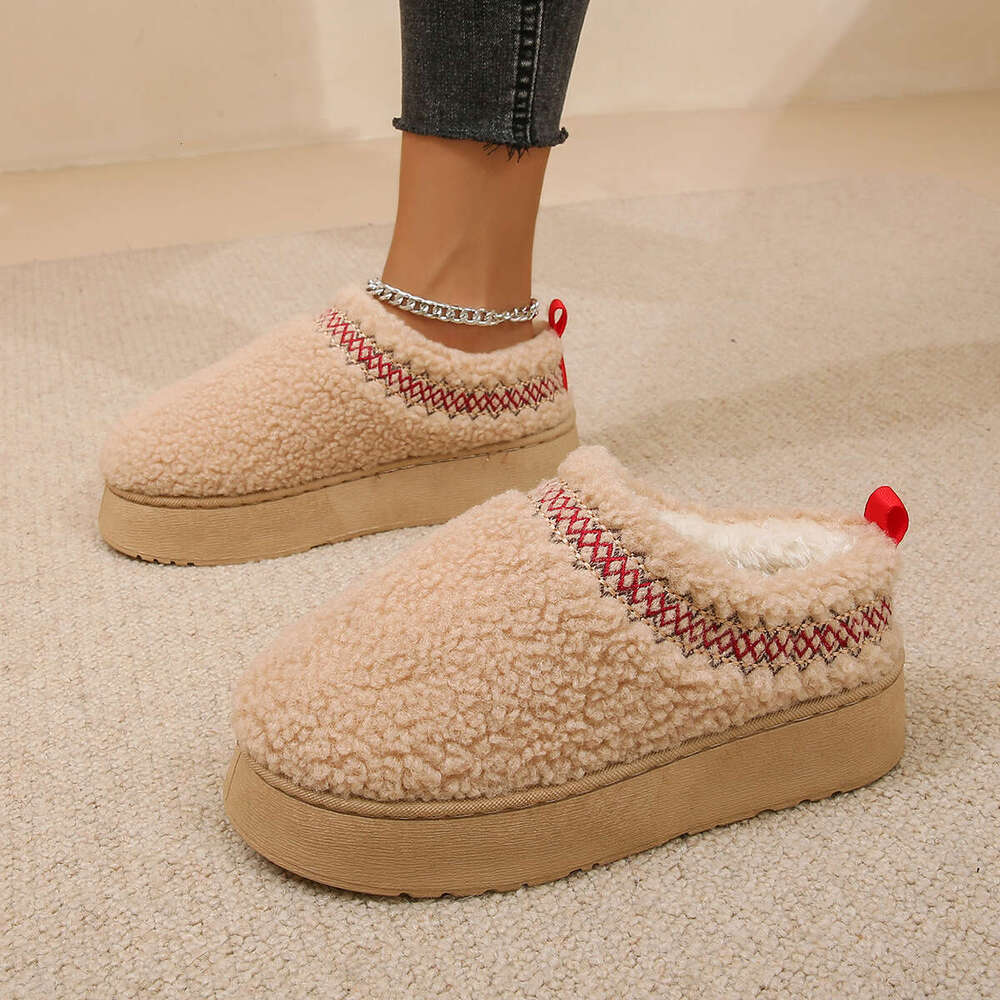 Free shipping Women's Snow Boots Thick Sole Outdoor Winter New Ethnic Style Lace Trim Furry Half Slip-On Thickened Non-Slip Cotton Shoes