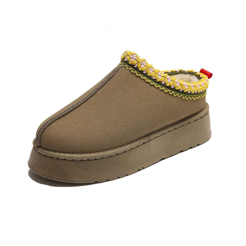 New Women's Snow Ethnic Style Short Free shipping Boots Autumn Winter Warm Non-Slip Cotton Shoes Slip-On Waterproof Leather and Fur Integrated