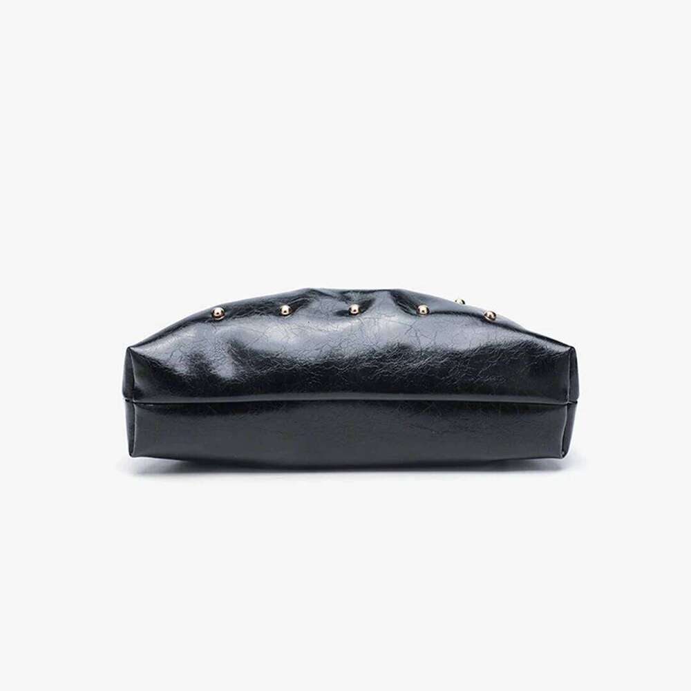 2025 New Women's Zipper Handbag Fashion Simple Multifunctional Clasp Mushroom Nail Large Capacity Folded Cloud Dinner Bag