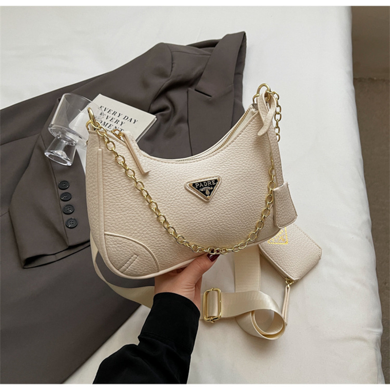 hot free shipping designer Shoulder Bags for woman casual Versatile 2025 new fashionable chain crossbody bag pink black white khaki green coffee