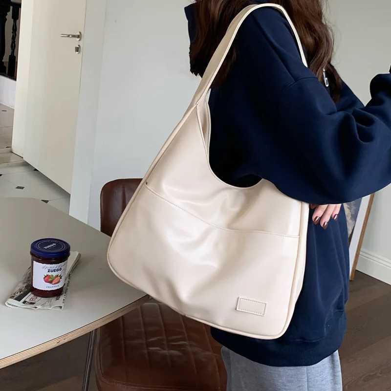 Simple and Versatile Large Capacity Bag for Women 2025 New Style Leisure Commuting College Student Class Shoulder Bag Tote Y250730