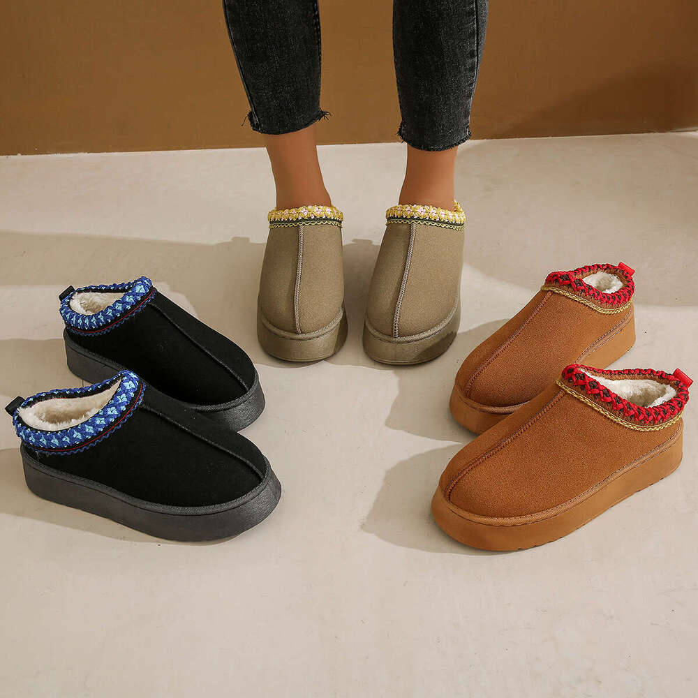 New Women's Snow Ethnic Style Short Free shipping Boots Autumn Winter Warm Non-Slip Cotton Shoes Slip-On Waterproof Leather and Fur Integrated