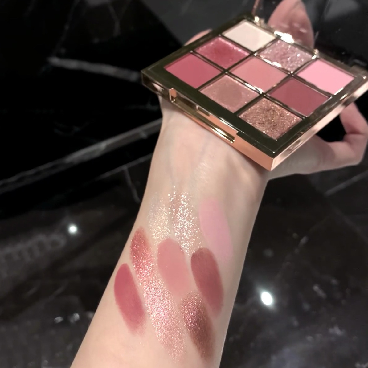 Merssitin Nine-Color Eyeshadow Palette Matte Pearl Sparkling Earth Tone Milk Tea Color Daily Student Nine-Grid Eyeshadow 240624