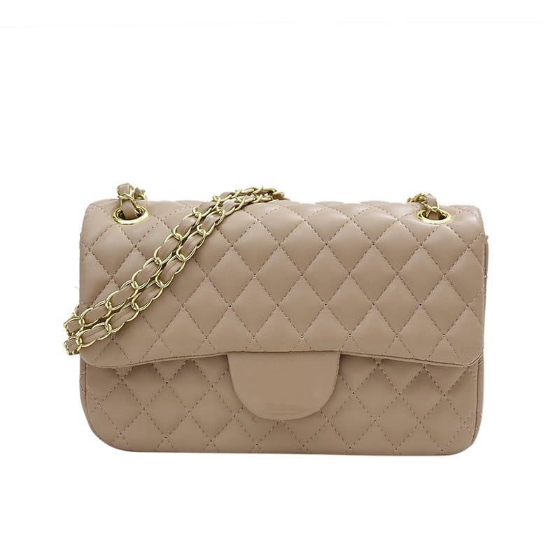 2025 Designer Bag New Spring Basket Fashion Contrast Straw Woven Bamboo Vegetable Bucket Handbag Single Shoulder Straddle Women Bag