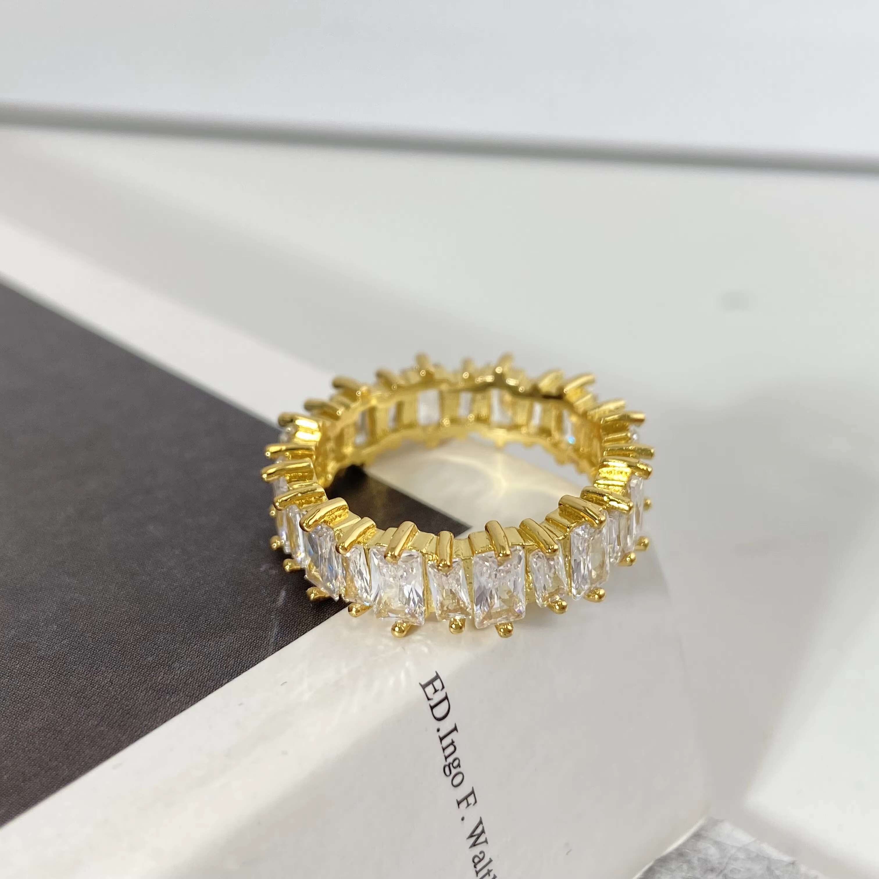 Classic Cz Baguette Eternity Band Engagement Ring 925 Sterling Silver Non Tarnish Full Iced Out Sparkle Emeral Cut Finger Ring