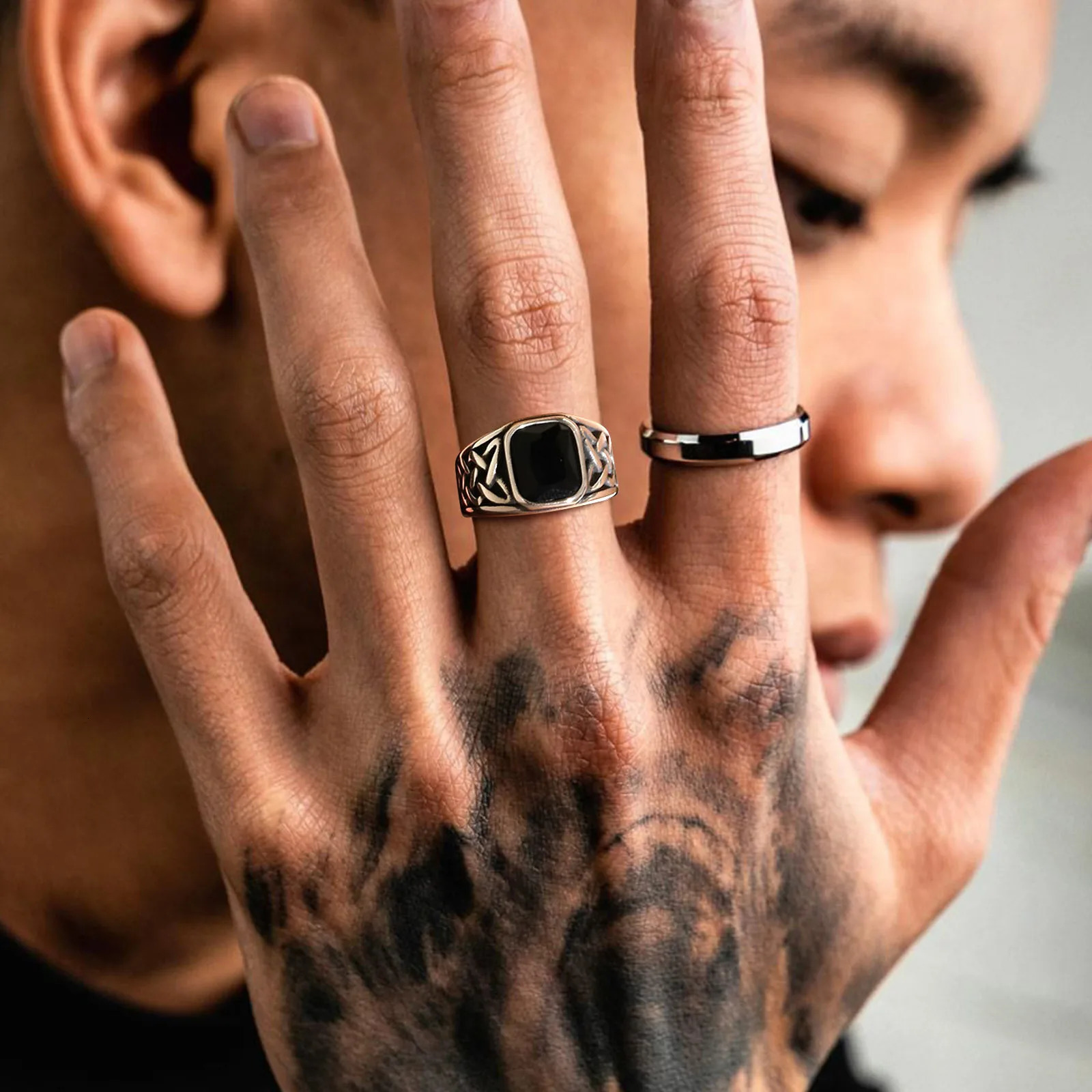 Punk Vintage Ethnic Rings for Men Retro Viking Knot Rune Finger Band Black Geometric Square Stone Signet Ring Jewelry 250701
