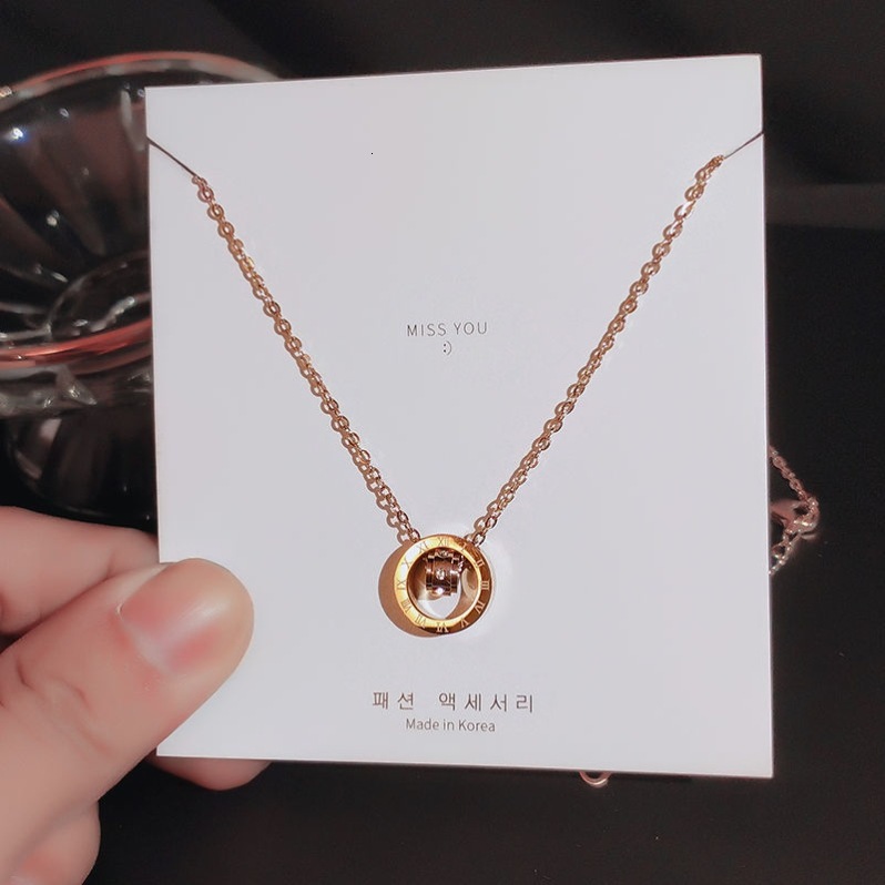 The 2025 New Designer Necklace 18k Rose Gold Simple Roman Six-diamond Necklace Is A Titanium Steel Non-fading Trendy Collarbone Chain For Women
