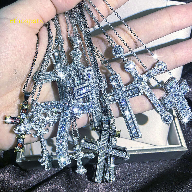 Cubic Zircon Jesus Cross Pendant Necklace Charm Designer Chain Sterling Sier Filled Moissanite Crystal Dia Necklaces for Woman Man Gift Fine Jewelry