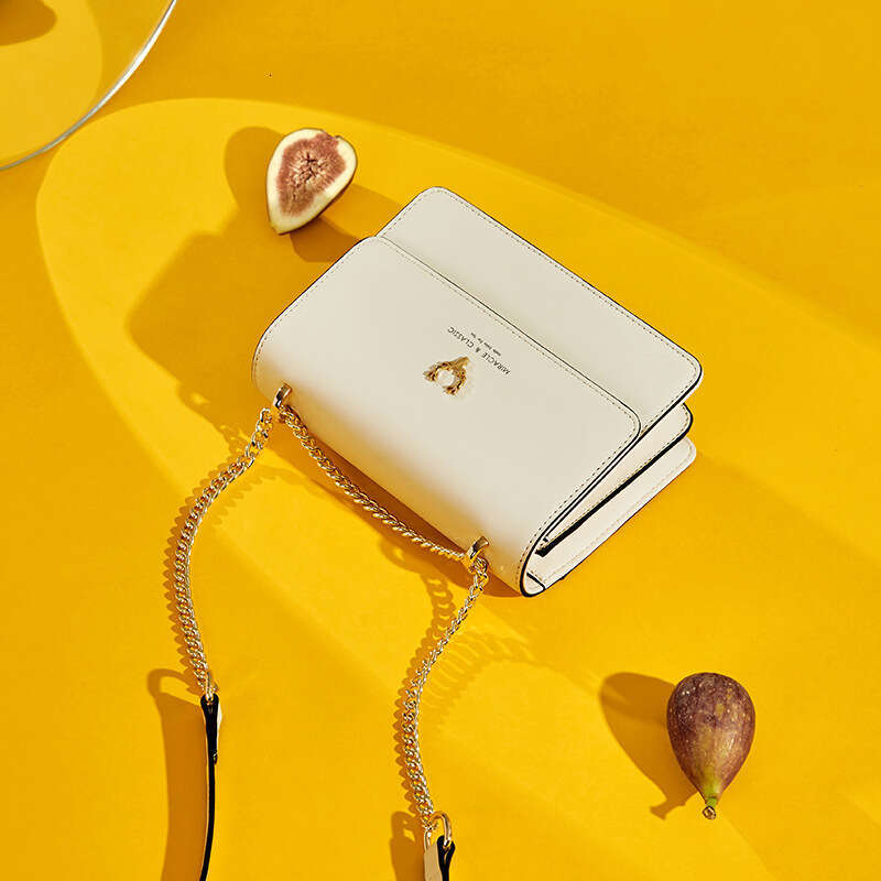 Fashion Chain for Women 2025 New Trend Versatile Crossbody Shoulder Elegant Small Square Bag