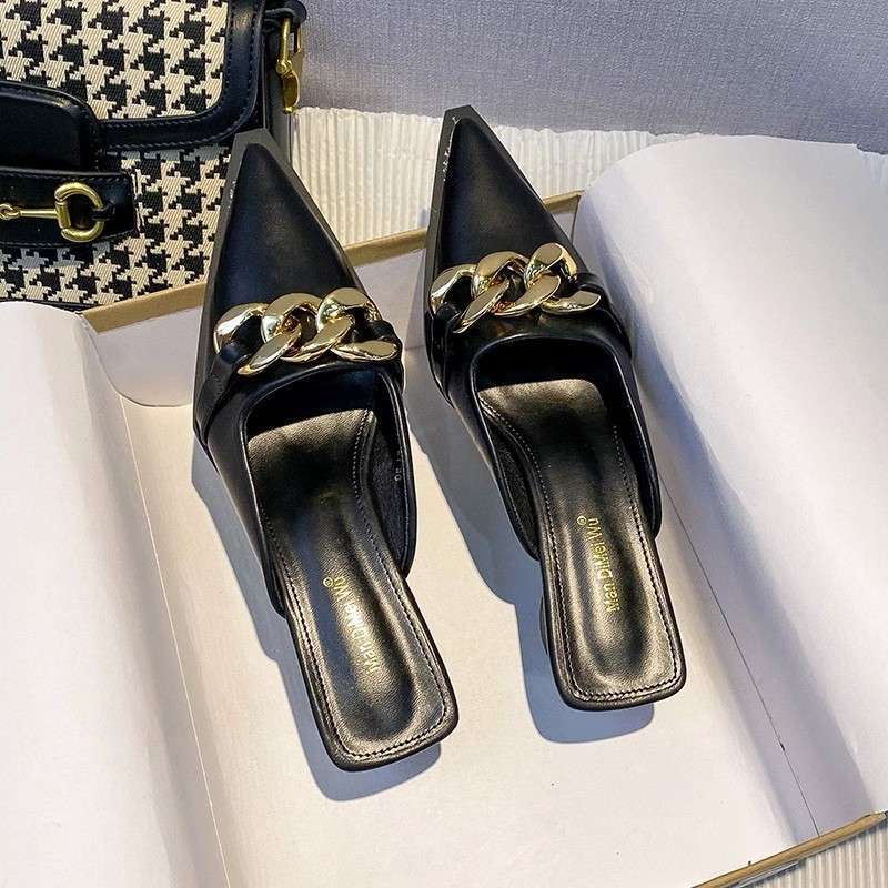 Trendy Butterfly-Knot Mules: Square Heel Loafers for Women - 2024 Collection 4