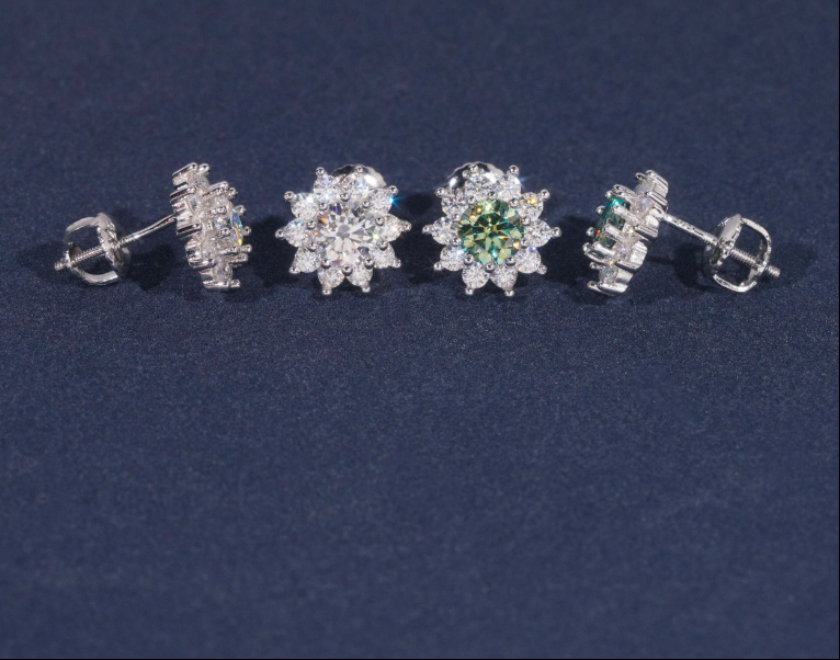 Hot Sale Popular High Quality 925 Silver Hip Hop Green VVS 5MM Moissanite Stud Earrings