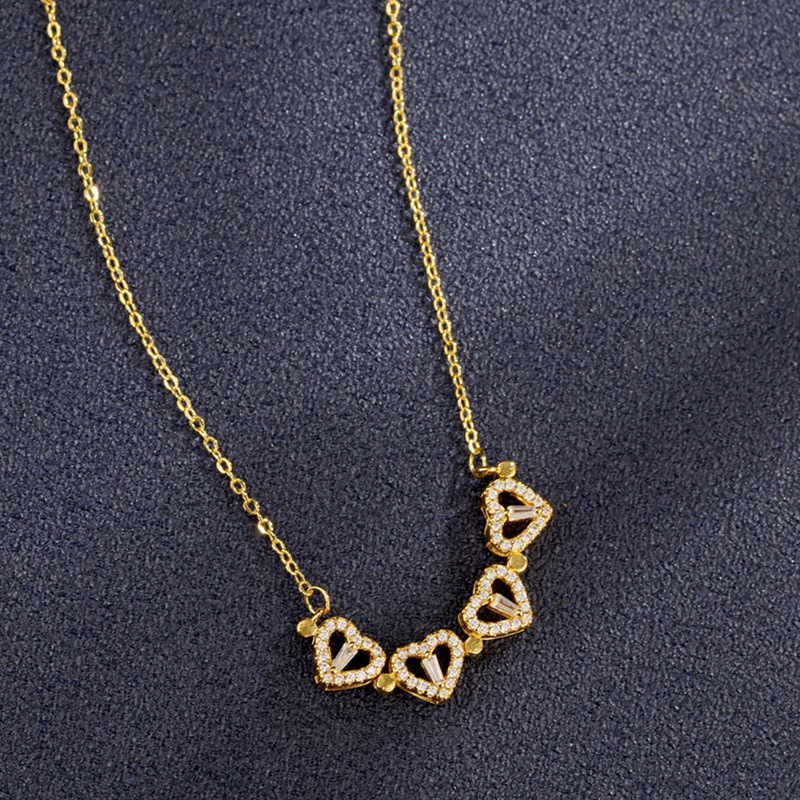 2025 New Designer Heart Clover Necklace, Sexy Lady's Light Luxury Casual Beach Lucky Clover Collarbone Chain Outdoor Jewelry Necklace