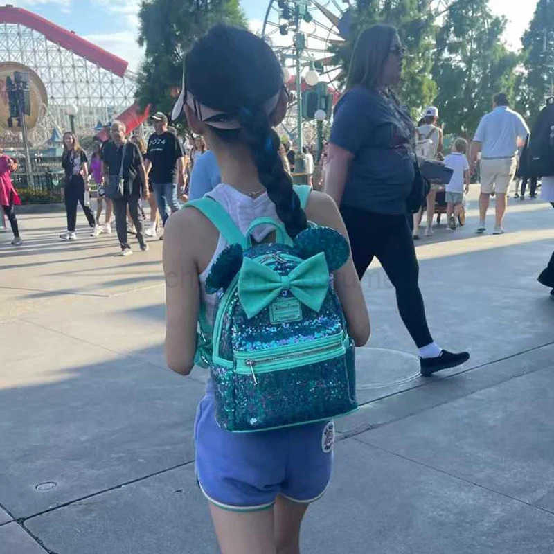 Disney 100% Original Disney Minnie Mickey Mini Backpack Elementary School Backpack Girl Shoulder Bag Outdoor Leisure Bag Girl Xmas Gift W250701