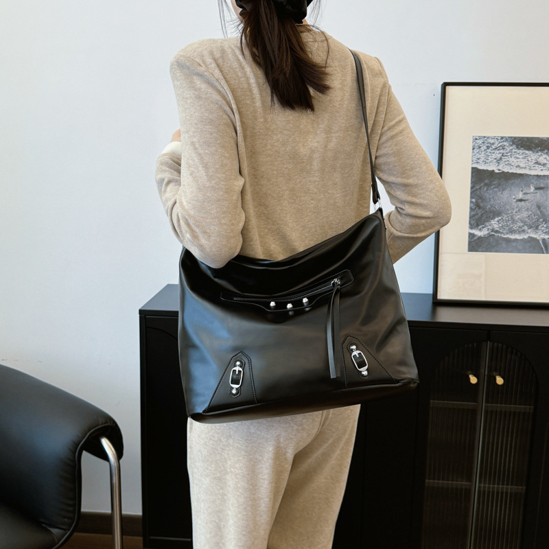 Designer Bag, Luxury Bag For Commuting 2025, New Retro Casual Design, Large-capacity Women's Fashion Handbag, Underarm Shoulder Crossbody Bag