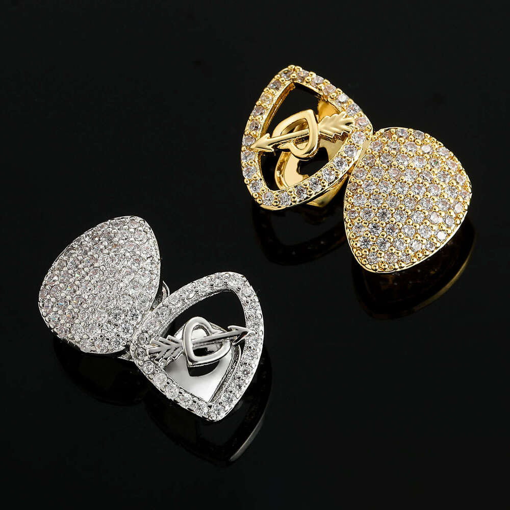 New Two Teeth One Arrow Heart Piercing Braces Micro Inlaid Zircon Hollow Personality Creative Halloween Decoration abdd