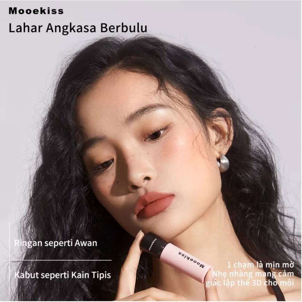 mooekiss Matte Lipstick Smooth Long Lasting 3g lti-use for lips and cheeks Authentic Makeup Original X250701 X250701