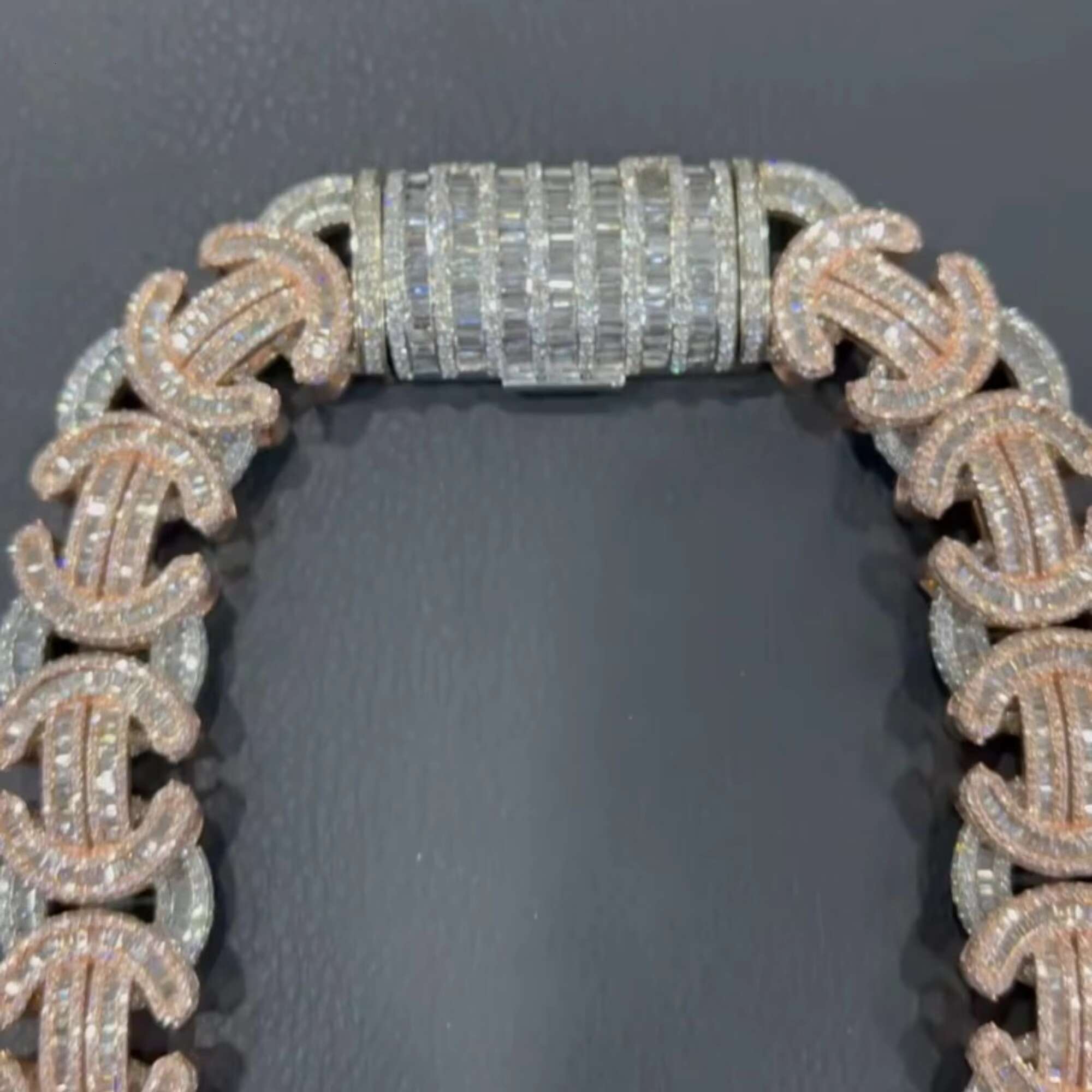 Top Quality Iced Out Cuban Link Chain 20MM VVS Moissanite Diamond Cuban Link Chain Hip Hop Miami Cuban Chain