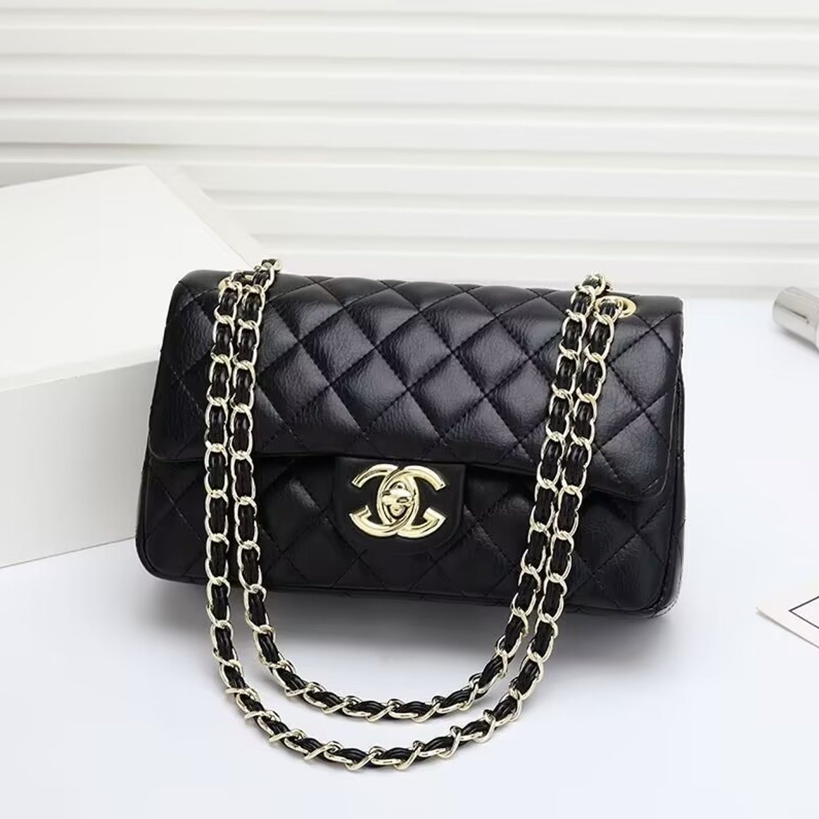 Luxurys Designer bag Famous Black Emboss leather Woman Shoulder bag Tassels Totes Women Handbags Lady Letter Messenger Female Evening Bags