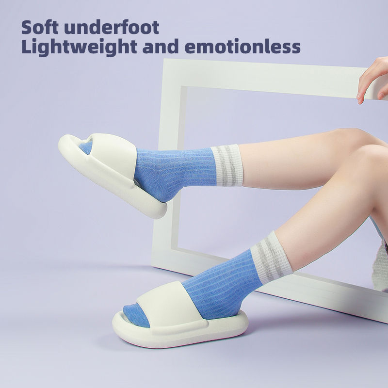 Bread slippers, women's summer home lovers, thick soles, trampling on shit, non-slip and wearing high-grade sandals and slippers indoors and outd