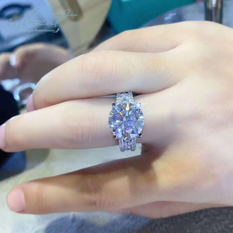 18K White Gold Plated Original 5 Ct Brilliant Cut Diamond Test Past D Color Moissanite Ring for Women Hot Sale Fine Jewelry