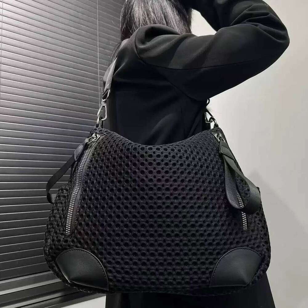 Ladies' Fashionable And Casual Nylon Mesh Shoulder Bag With Large Capacity Retro Ing Splicing Diagonal Cross Handbag