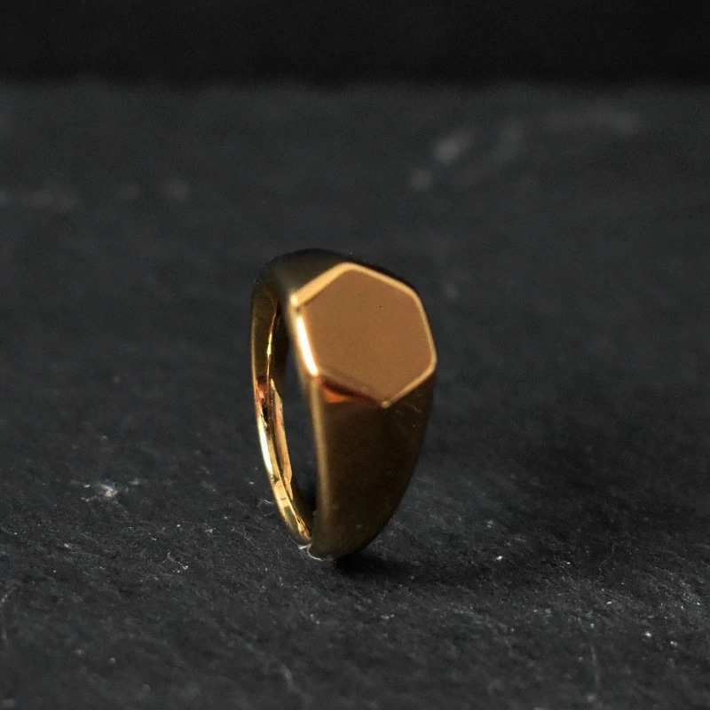 Handmade Highly Polished Stainless Steel 18k Gold Plated Square Geometric Smooth Blank Signet Rings for Women Men 250701