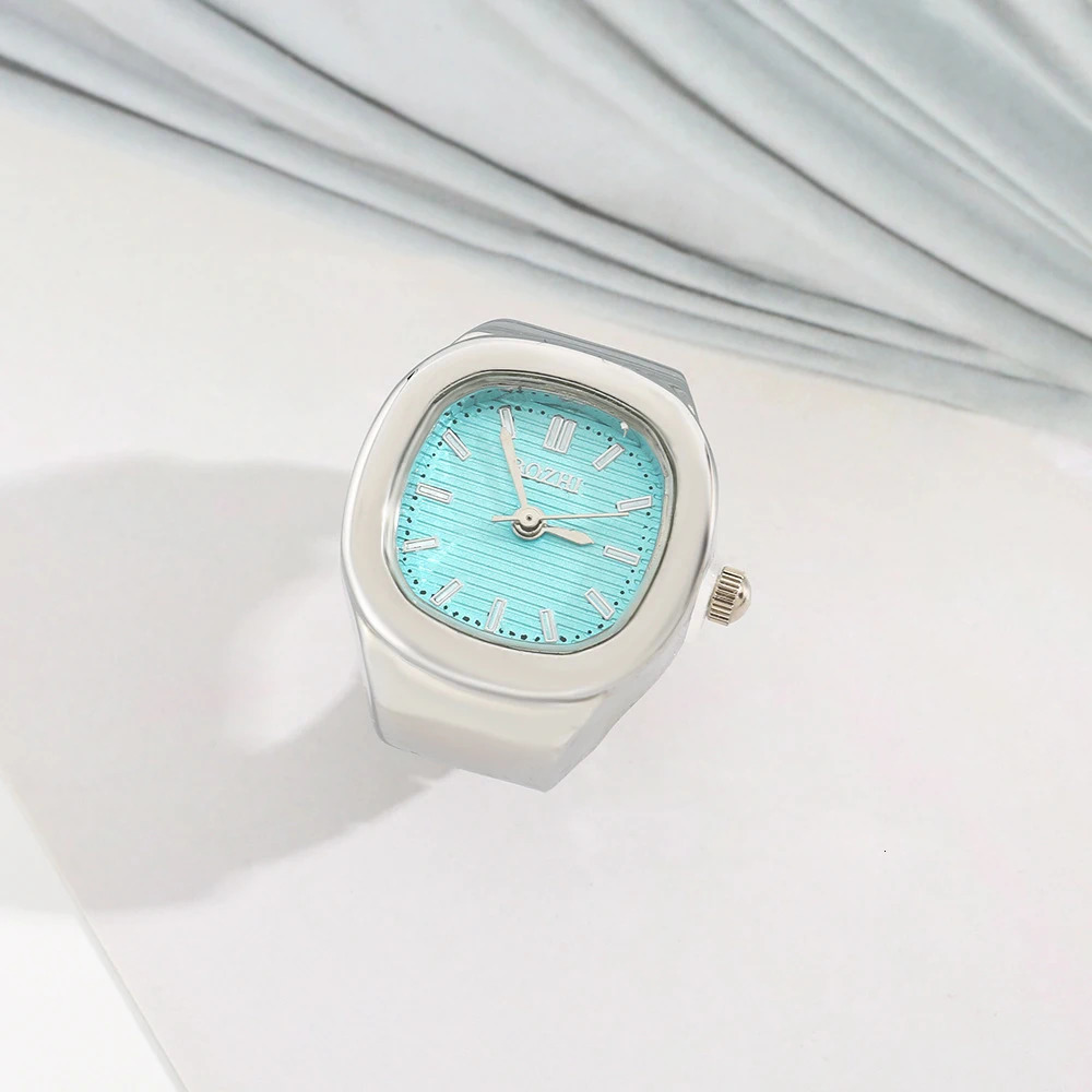 WLP Creative Punk ial Quartz Watches Rings for Women Men Couples Mini Elastic Strap Alloy Watch Finger Ring Jewelry 250701